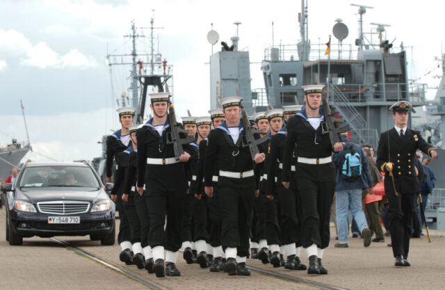 Open Ship Militärhafen